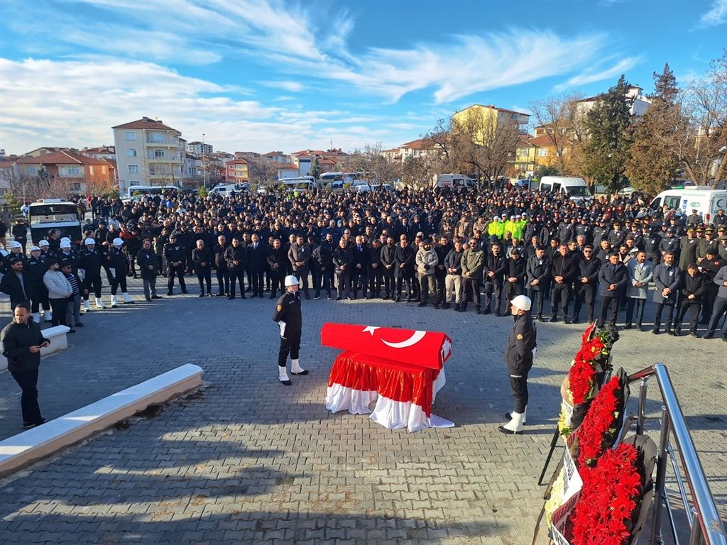 DEAŞ operasyonunda şehit olan polis Koçyiğit, Ankara’da son yolculuğuna uğurlandı