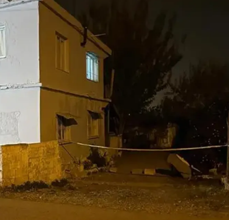 Korkunç cinayet: Eşini öldürüp banyoya gömdü