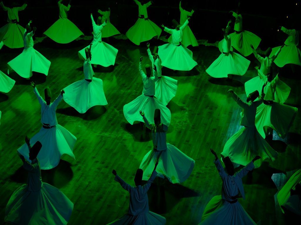 Mevlana'yı anma törenleri Konya'da 'Huzur  Vakti' teması ile başladı