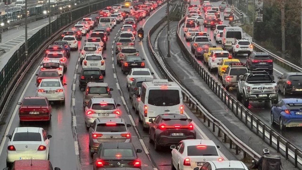 Trafikte bu ihlali yapanın ehliyeti direkt iptal edilecek!