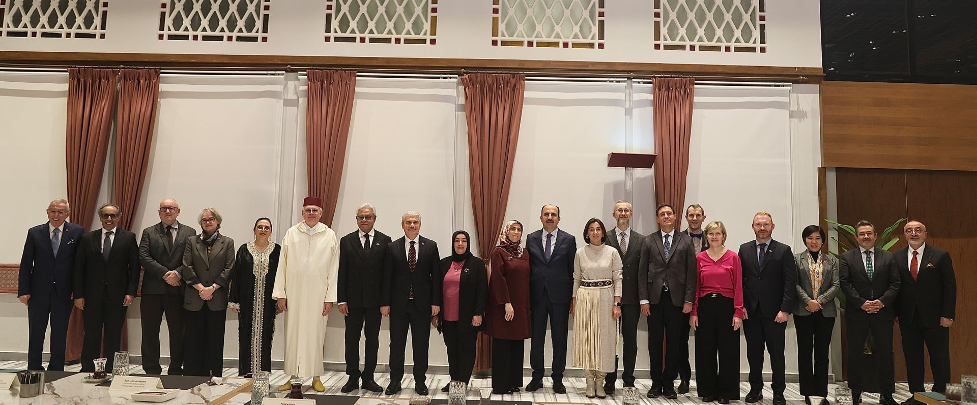 Vali Akın ile Başkan Altay Yabancı Ülkelerin Büyükelçilerini ve Eşlerini Ağırladı