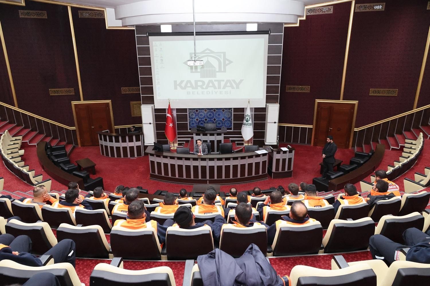 Arama ve kurtarma ekiplerine çok yönlü eğitim