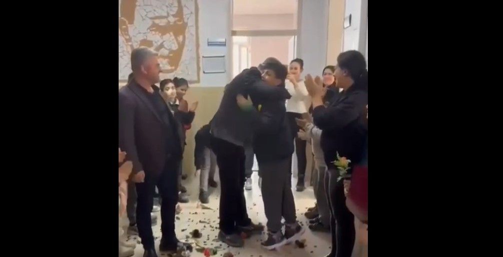Konya’da öğretmene unutulmaz uğurlama: Böylesi görülmedi!