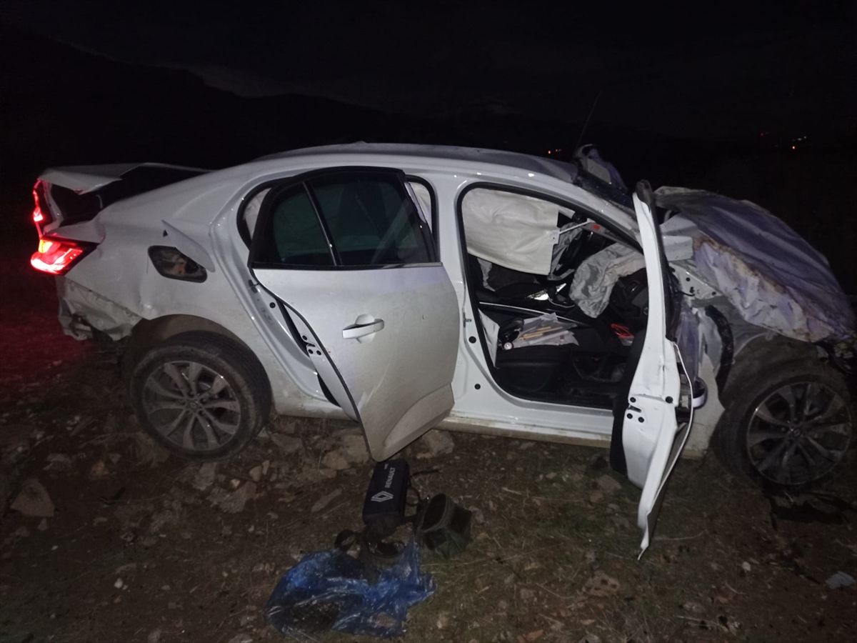 Konya'da trafik kazasında 2 kişi yaralandı