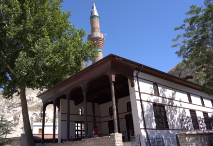 Konya’nın Tarihi Sille Mahallesi’nde Sessiz Bir Tanık: Çay Camii
