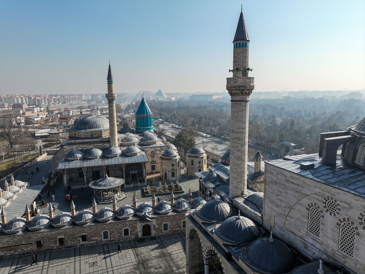 Mevlana'nın "gel" çağrısına 2025'te 3 milyondan fazla kişi uydu