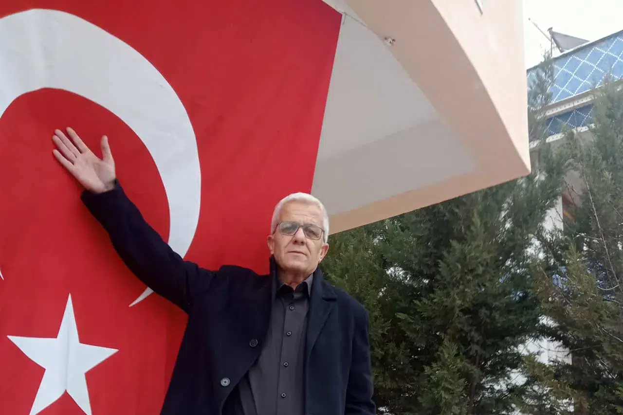 Polis Emeklileri Derneği Konya Şubesi’nden 'bayrak provokasyonuna' sert tepki