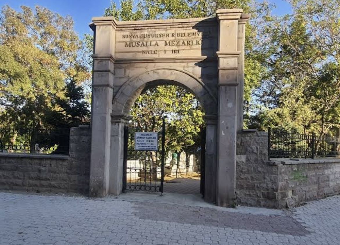 Konya’nın ünlü mezarlığı ile ilgili rivayet duyanları şaşırtıyor: Çok az kişi biliyor!