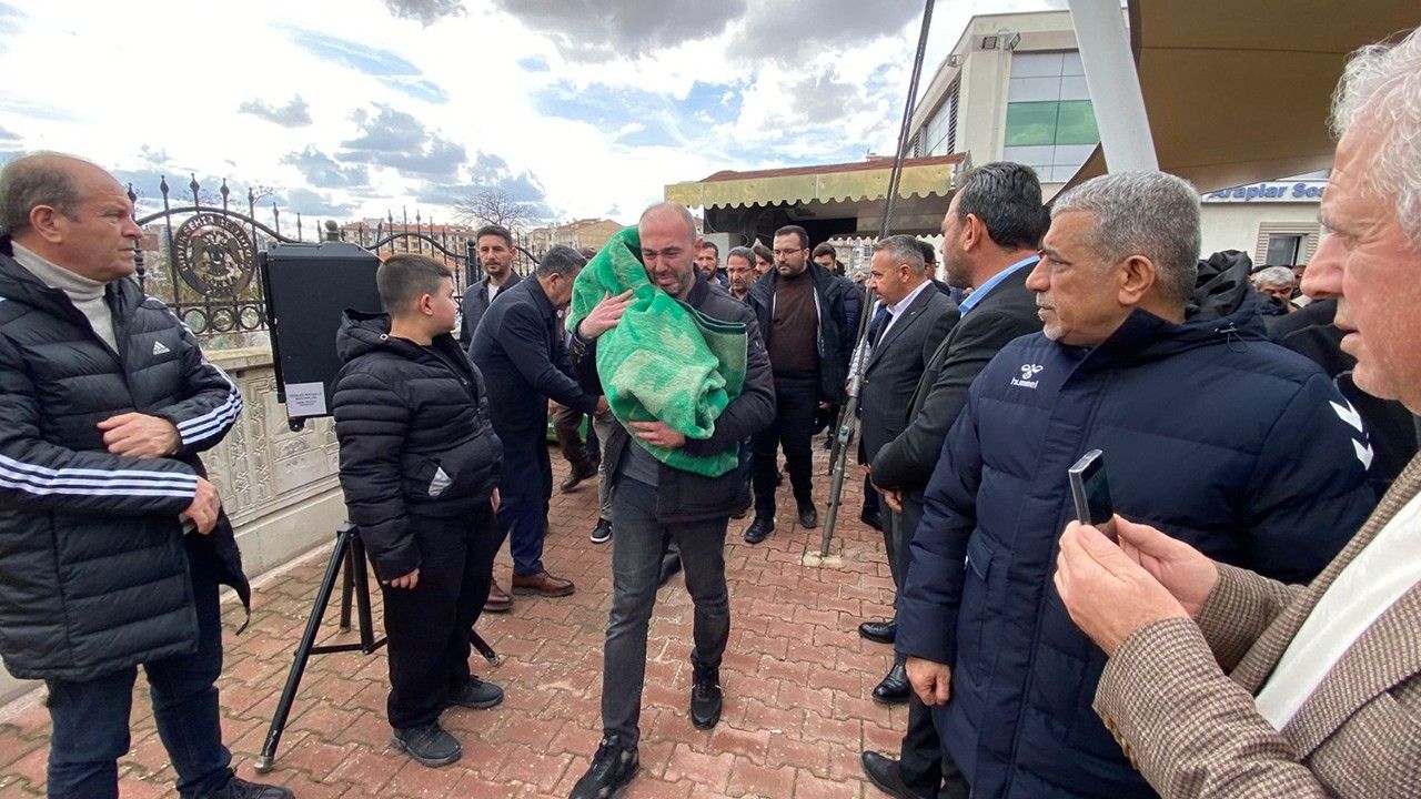 Hasan Angı'nın acı günü: Torunu defnedildi