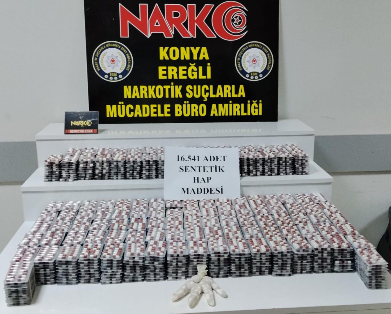 Konya Polisinden Adana–Konya Hattında Zehir Sevkiyatına Darbe: Binlerce Hap Ele Geçirildi