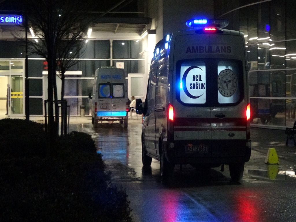 Konya'da 11 kişi, zehirlenme şüphesiyle hastaneye kaldırıldı