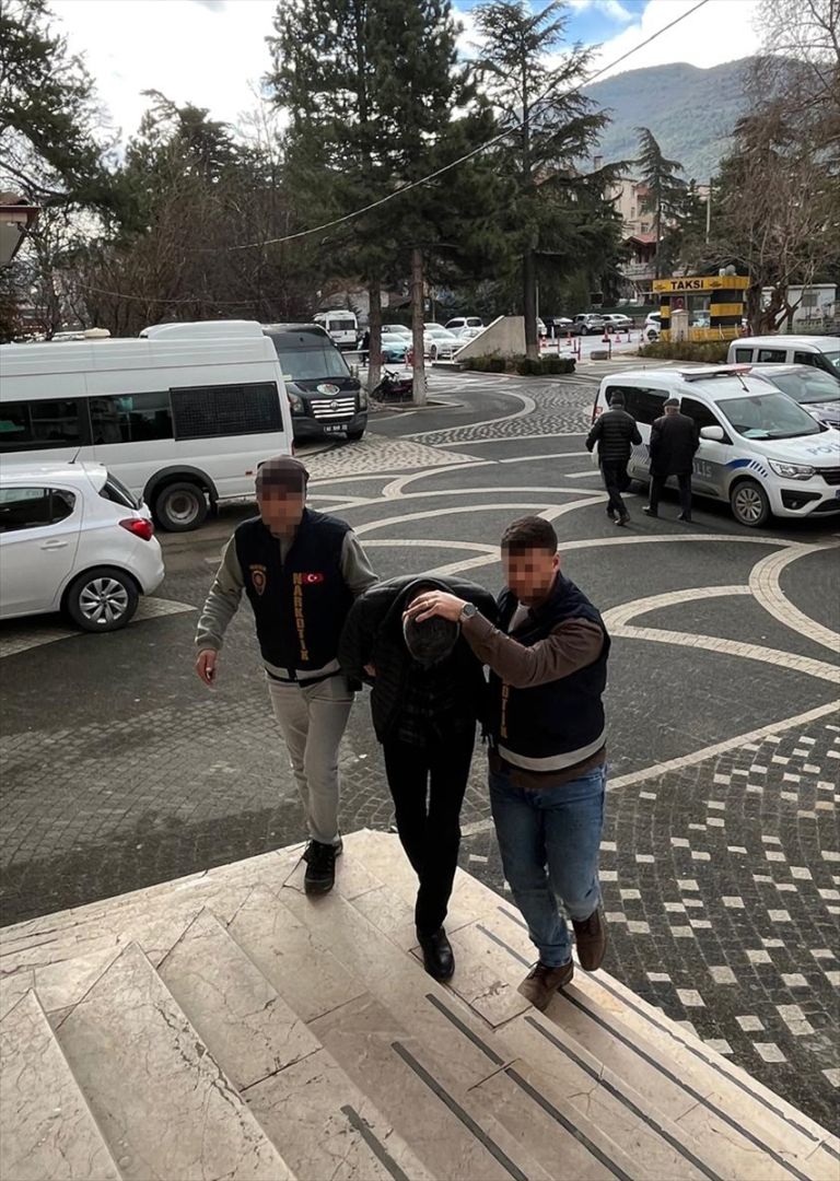 Konya'da uyuşturucuyla yakalanan zanlı tutuklandı