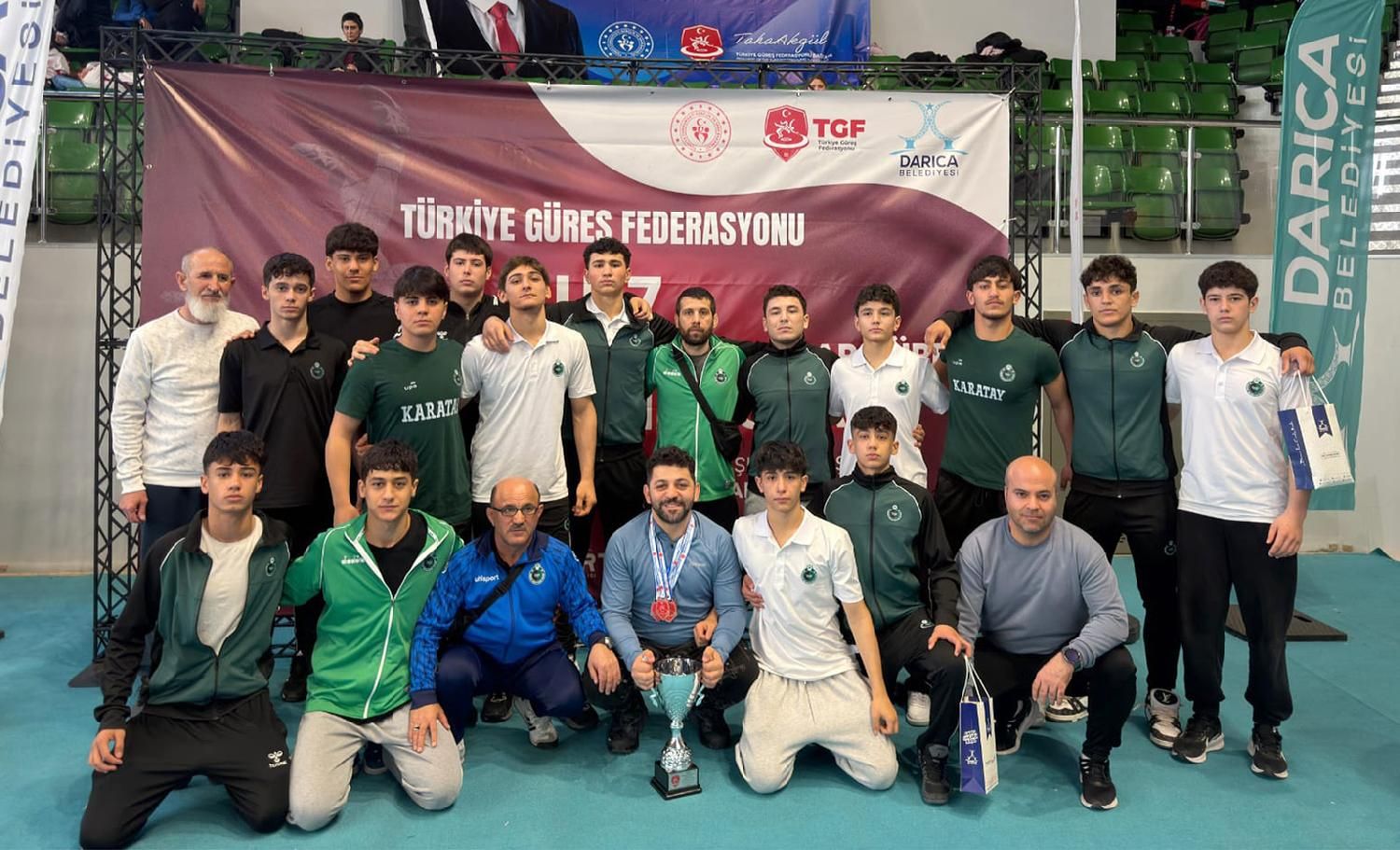 “Sporun Yıldızı Karatay”