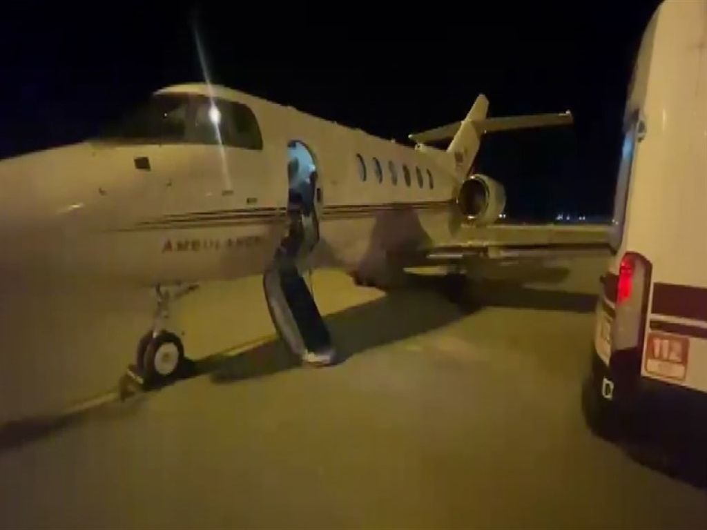 Bitlis’te 2 günlük bebek uçak ambulansla Konya’ya sevk edildi