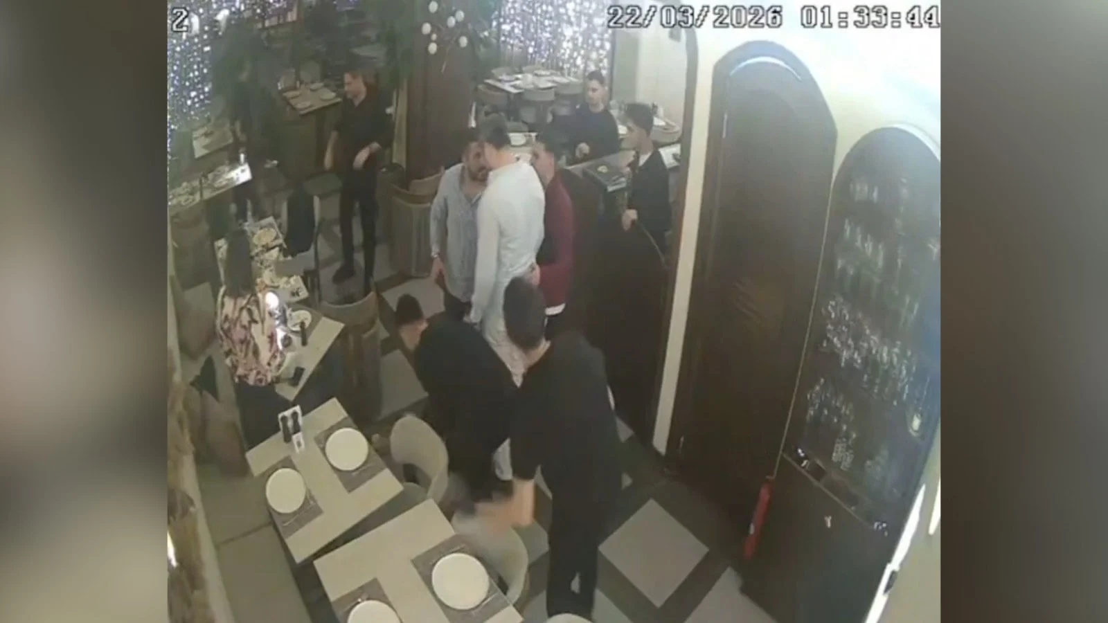 CHP'li Belediye Başkanı içkili mekanda böyle dayak yedi 