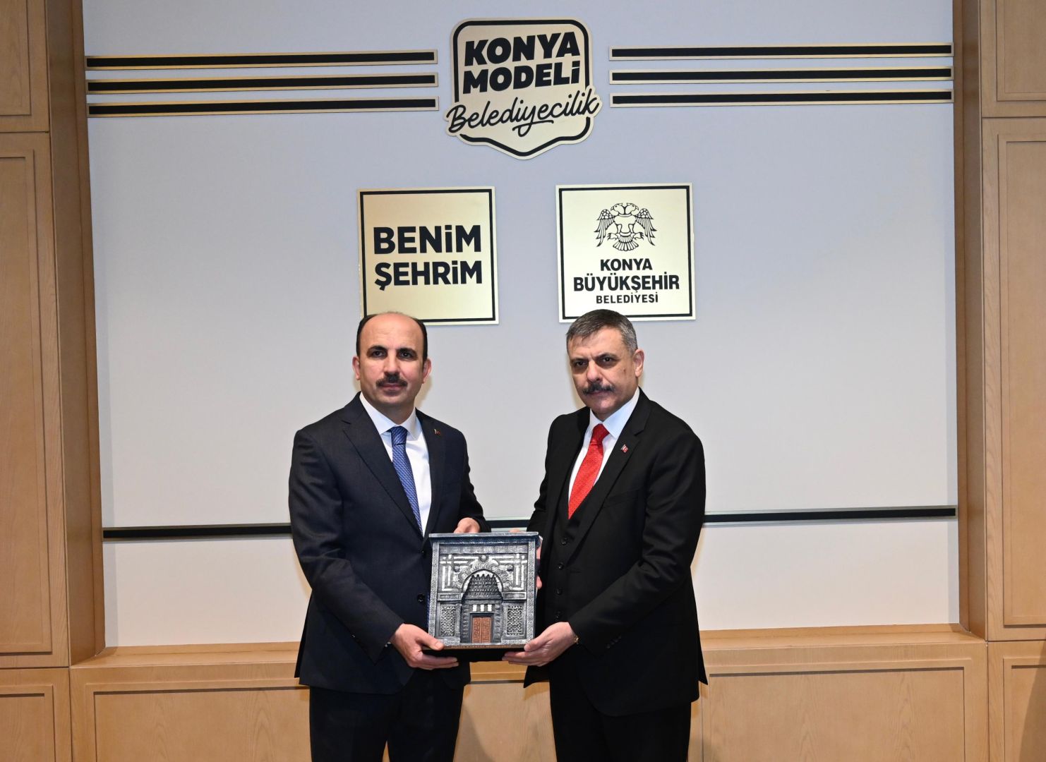 İçişleri Bakanı Çiftçi Başkan Altay’ı Ziyaret Etti