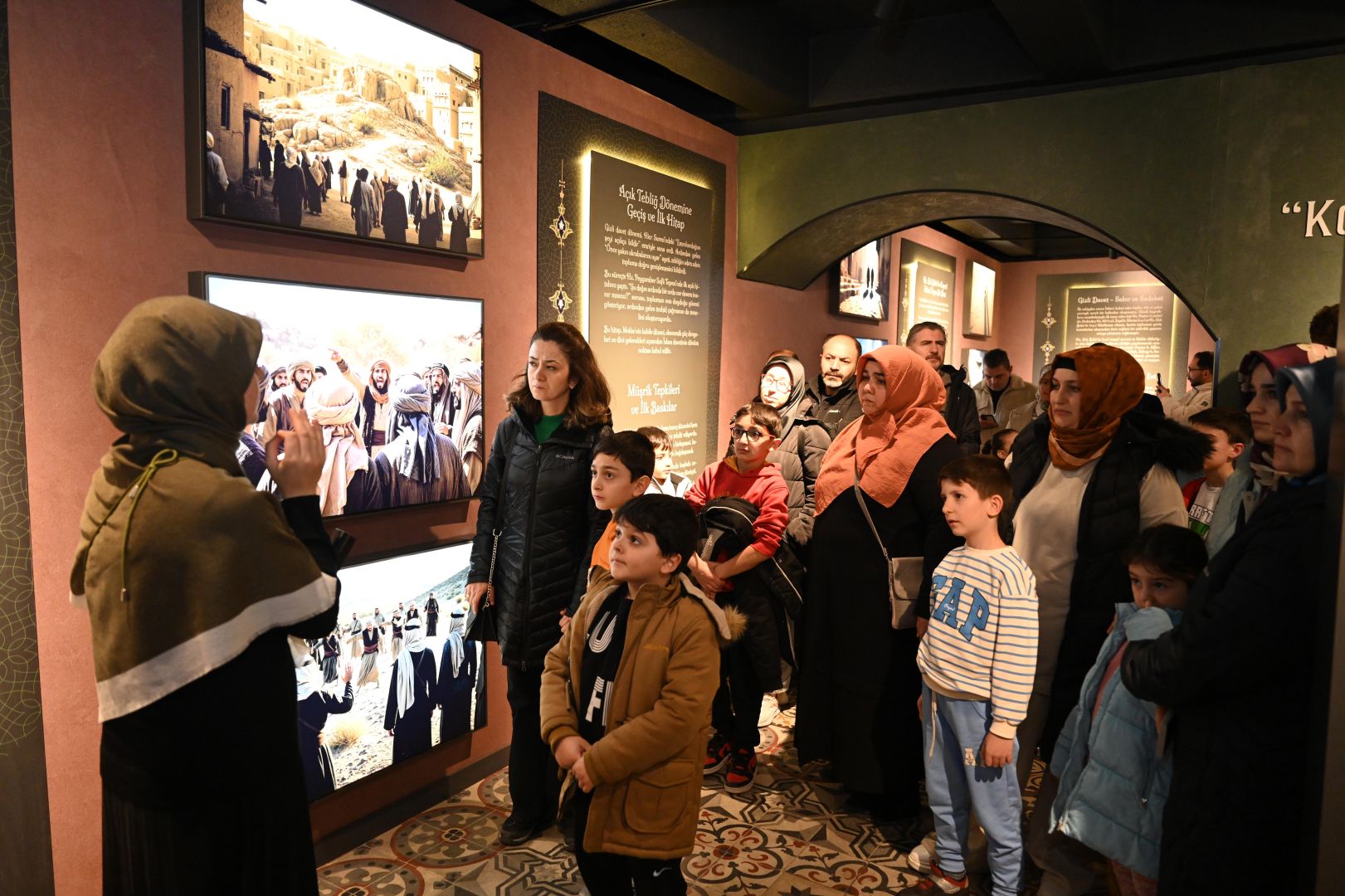 Konya Büyükşehir’in Siyer Sergisi Ramazanın Manevi İkliminde Yoğun İlgi Görüyor