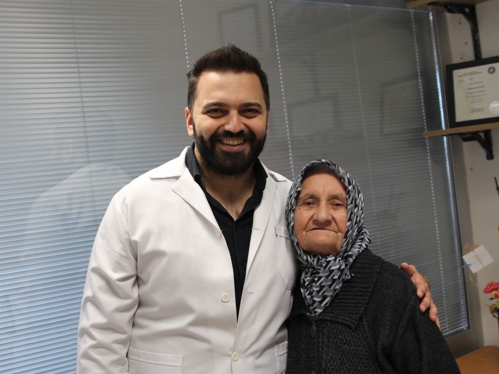 Konya'da Karın ağrısı şikayetiyle gittiği hastanede kanser olduğunu öğrendi, erken teşhisle sağlığına kavuştu 