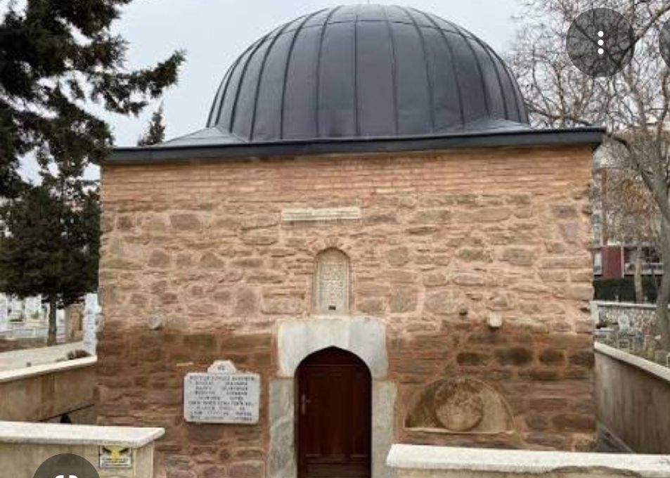 Konya’da Selçuklu mirasının kalbindeki türbe: Sırçalı Medrese’de Bedreddin Muslih’in izleri
