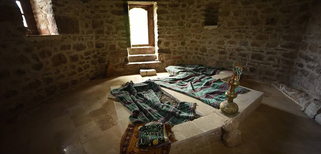 Konya’da yüzyıllardır saklanan gizem! bu türbenin sırrı herkesi şaşırtıyor!