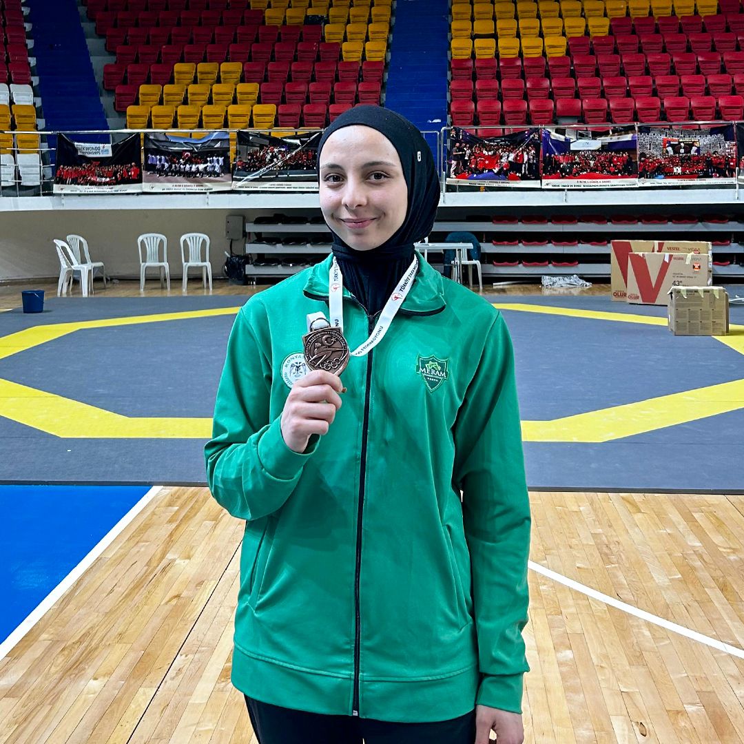 Meram Belediyesporlu Saliha Bağçeci Türkiye Üçüncüsü Oldu