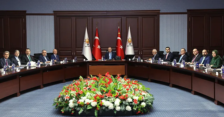 Cumhurbaşkanı Erdoğan AK Parti MYK’yı topluyor: Gündemde okul güvenliği ve dijital tehlike var!