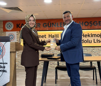 “Gazetecilik bitmiyor, dönüşüyor” mesajı: Uzmandan yapay zeka ve dezenformasyon uyarısı