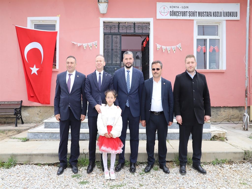 Konya'da 1 öğretmen 1 öğrencili okulda 23 Nisan kutlaması