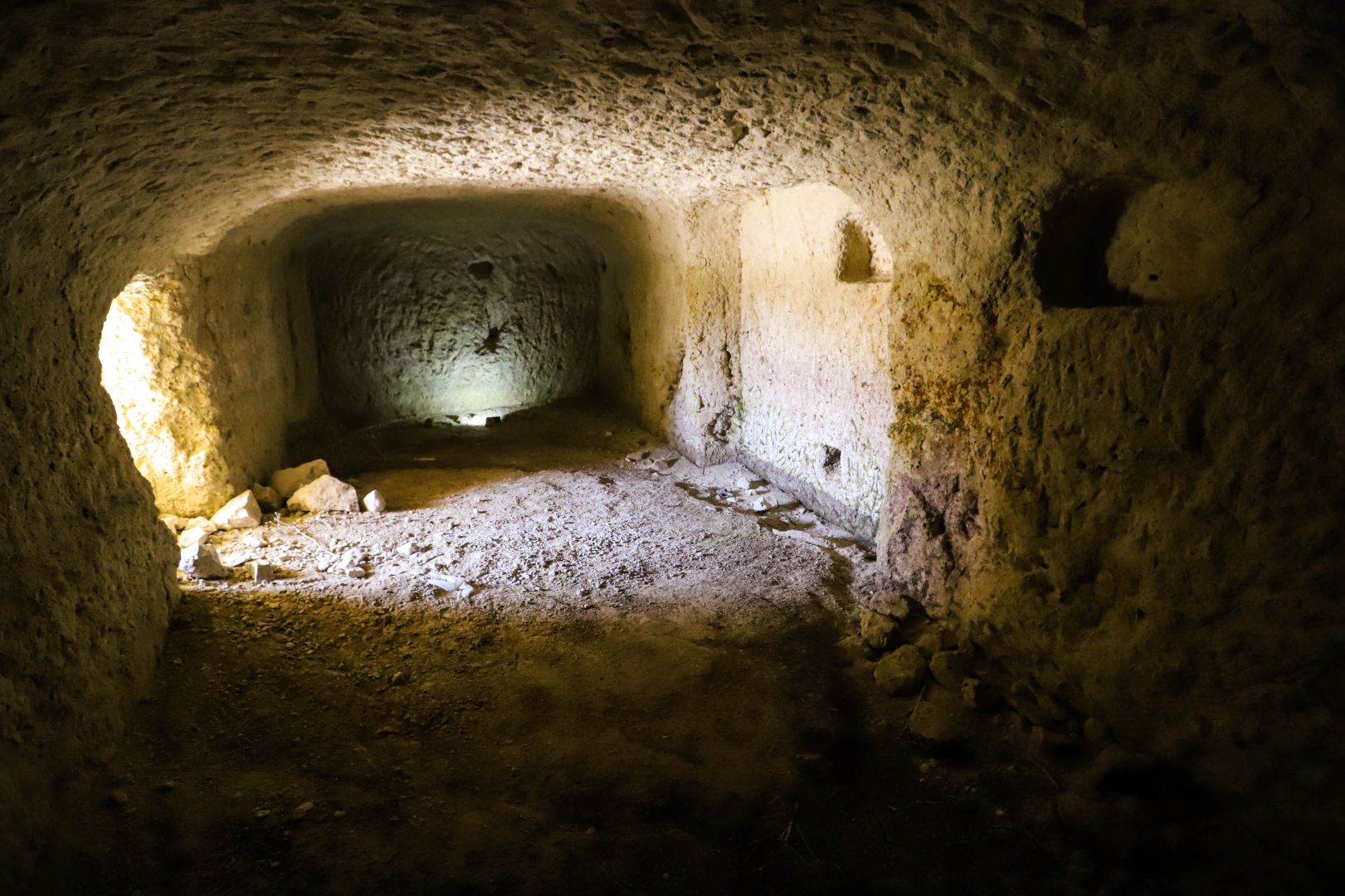 Konya’da definecilerin talan ettiği gizem: Burada ne saklanıyor?