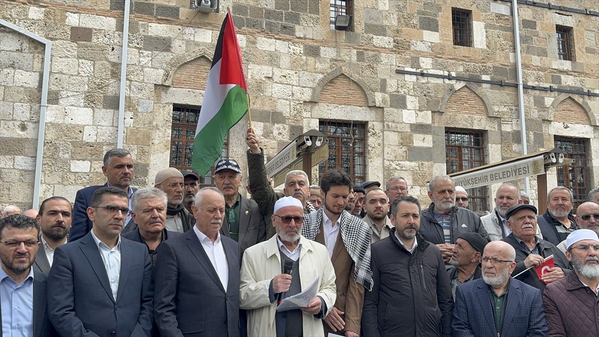 Konya'da İsrail'in Filistinli esirlere yönelik "idam yasası" protesto edildi
