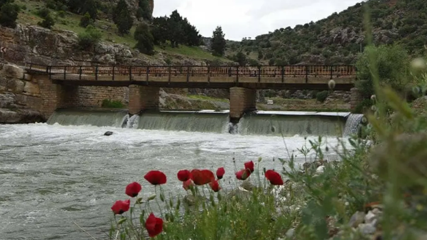 Konya’da Mavi Boğaz Kanyonu doğaseverleri ağırlıyor: Sörf yapmak isteyenlere burayı görmelisiniz!