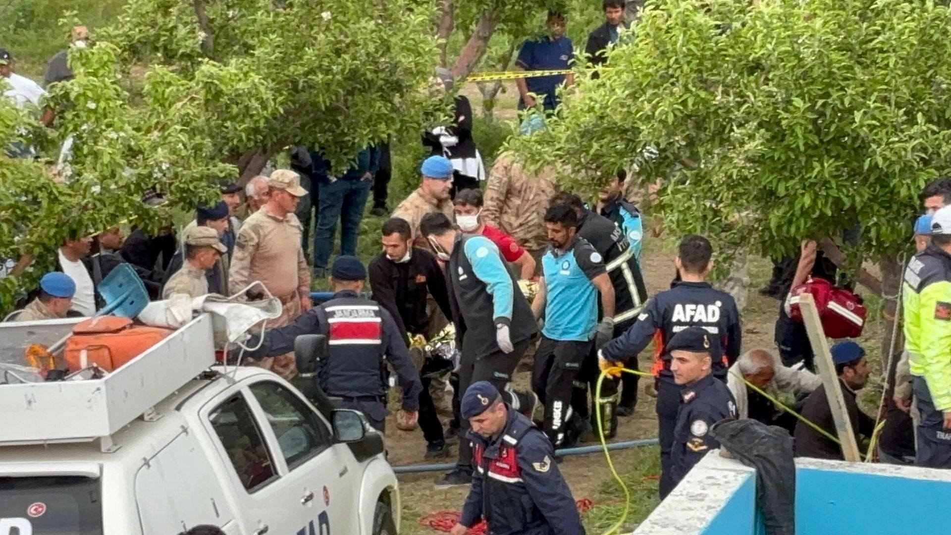 Aksaray’da temizlik için kuyuya giren 4 kişiden 3’ü hayatını kaybetti   