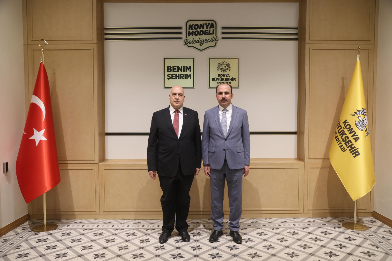 Filistin’in Ankara Büyükelçisi Ebu Ceyş Başkan Altay’ı Ziyaret Etti
