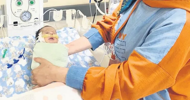 Kalp hastası ikizlere Konya'da mucize operasyon