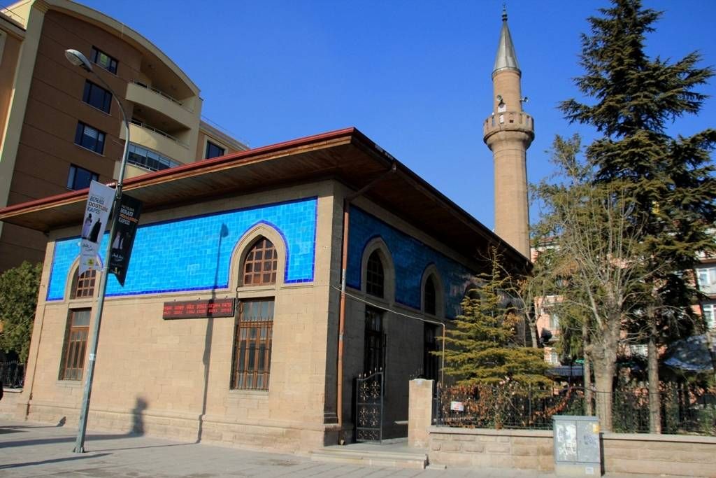 Konya’nın en çok bilinen meydanındaki az bilinen tarih çift: Hiç gittiniz mi?