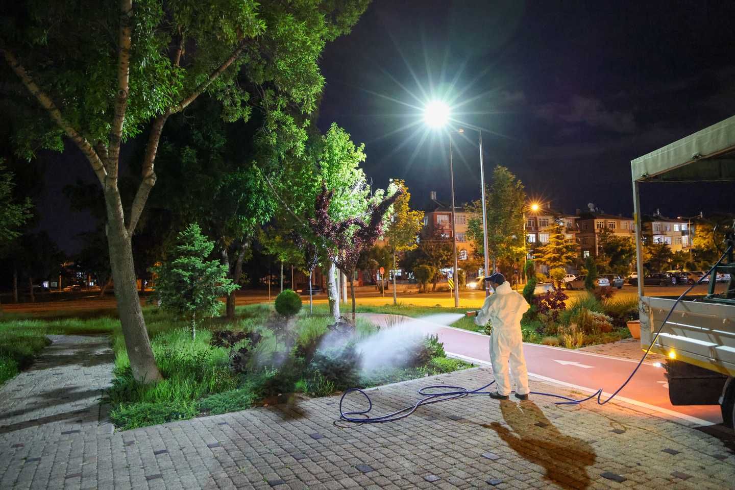 Selçuklu Belediyesi İlaçlama Çalışmalarını Aralıksız Sürdürüyor