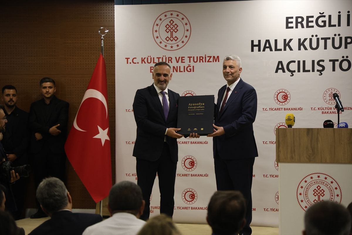 Ticaret Bakanı Bolat, Konya'da kütüphane açılışına katıldı