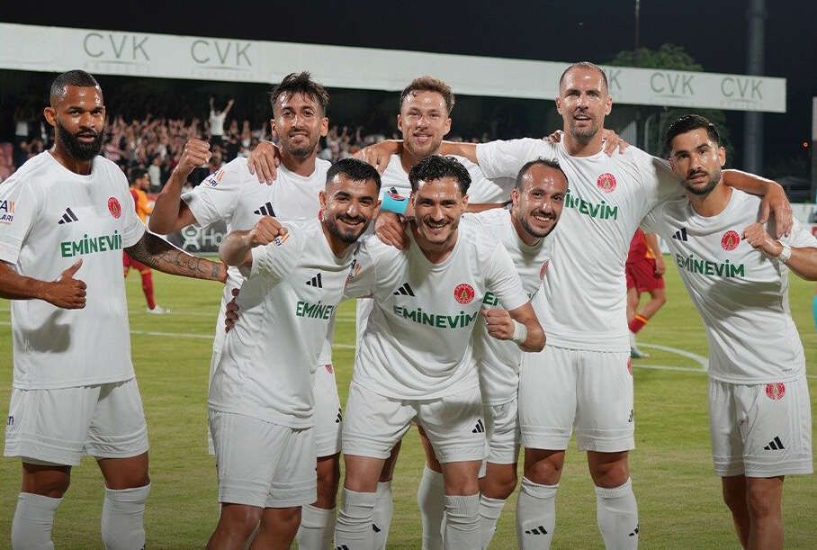 Konyaspor'a büyük umutlarla transfer olmuştu: Taraftarı üzecek ayrılık!