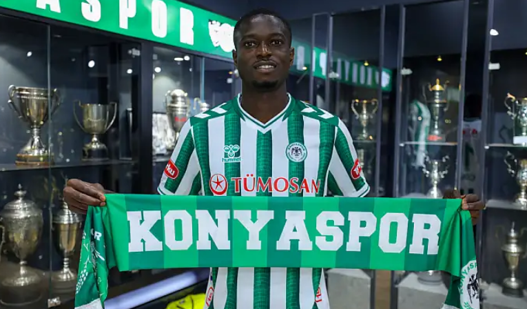 Konyaspor'a süper yıldız: Golcü imzayı attı! 