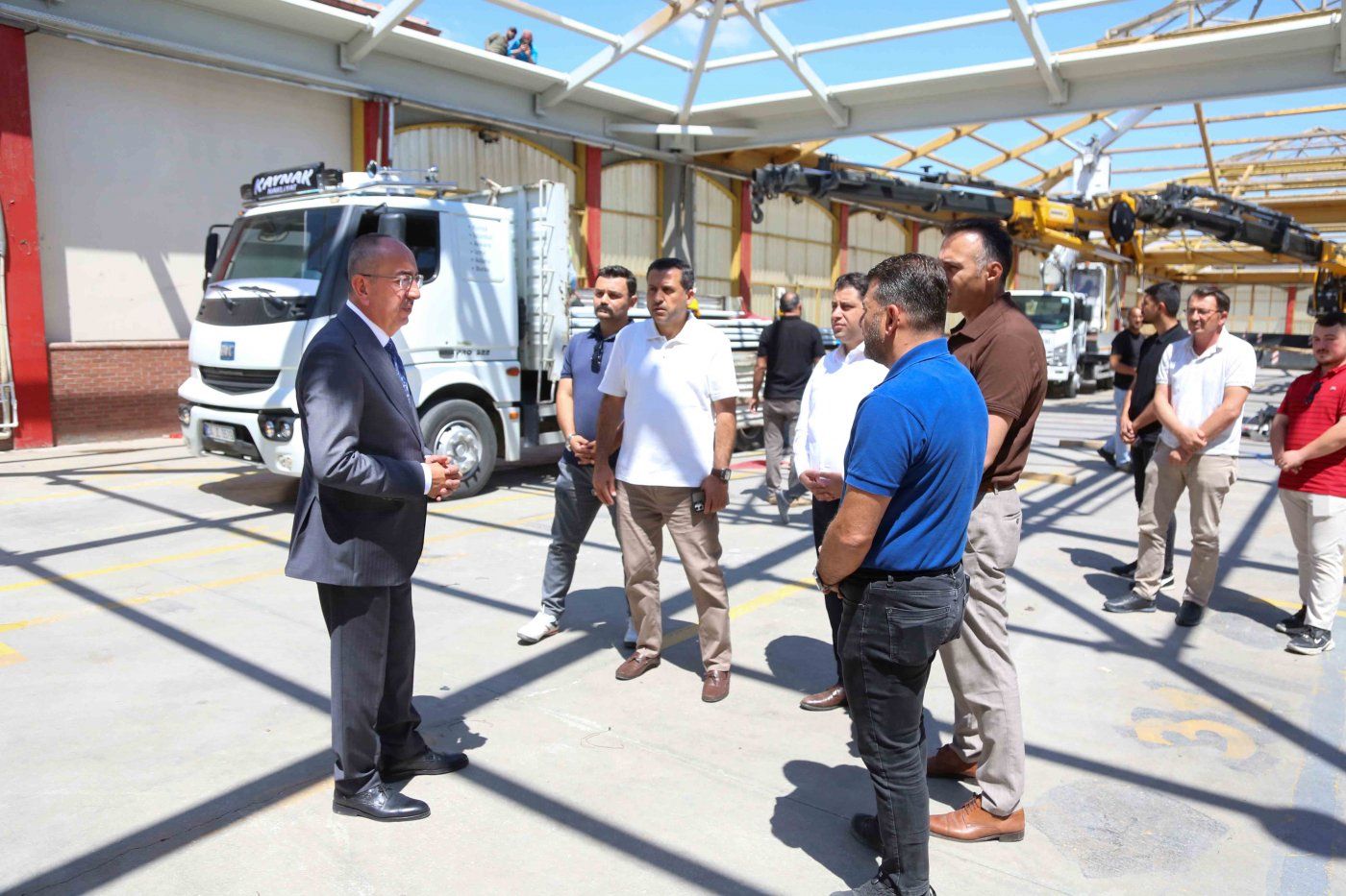 Meram'da Uzunharmanlar Pazarı Baştan Sona Yenileniyor