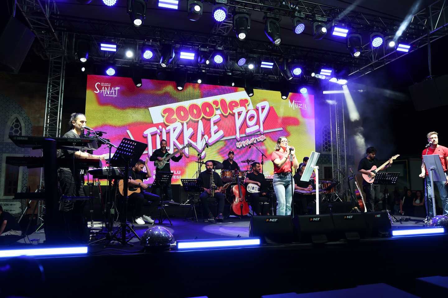 Selçuklu Belediyesi Sanat Akademisi’nden Unutulmaz 2000’ler Türkçe Pop Konseri