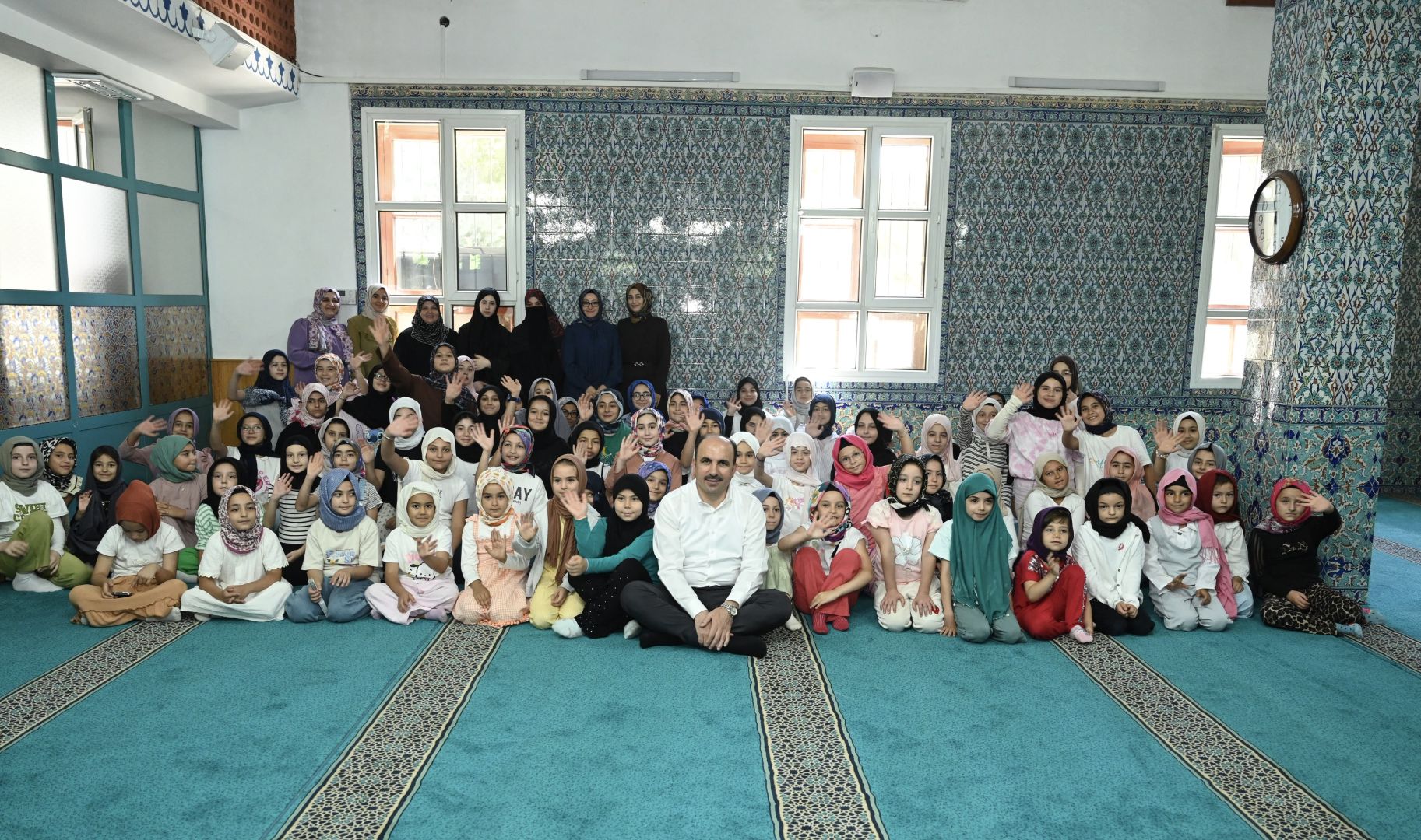Başkan Altay Bilgehane ve Yaz Kur’an Kursu’nda Eğitim Gören Öğrencilerle Buluştu