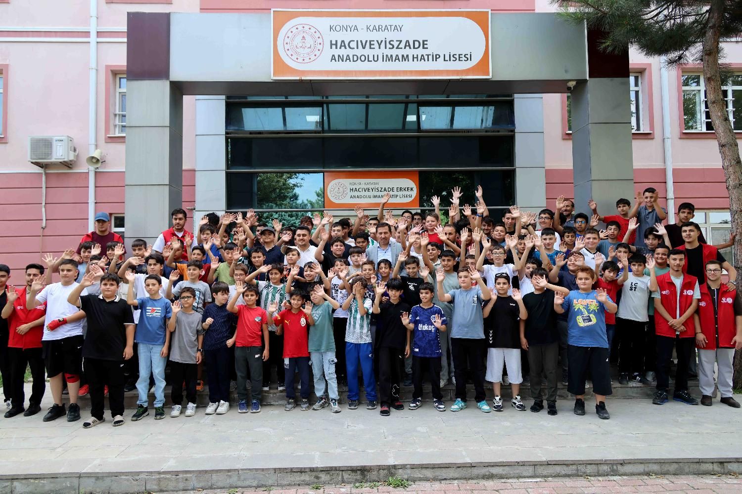 Karatay’da Dolu Dolu Yaz: Başkan Kılca Öğrencilerle Buluştu