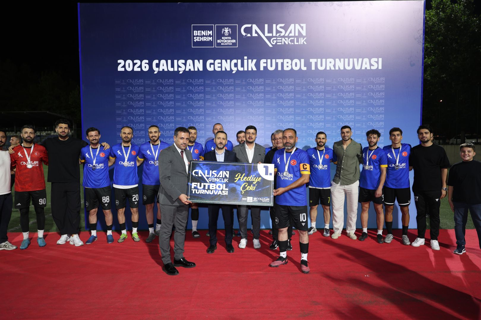 6. Çalışan Gençlik Futbol Turnuvasında Rekabet ve Dostluk Aynı Sahada Buluştu