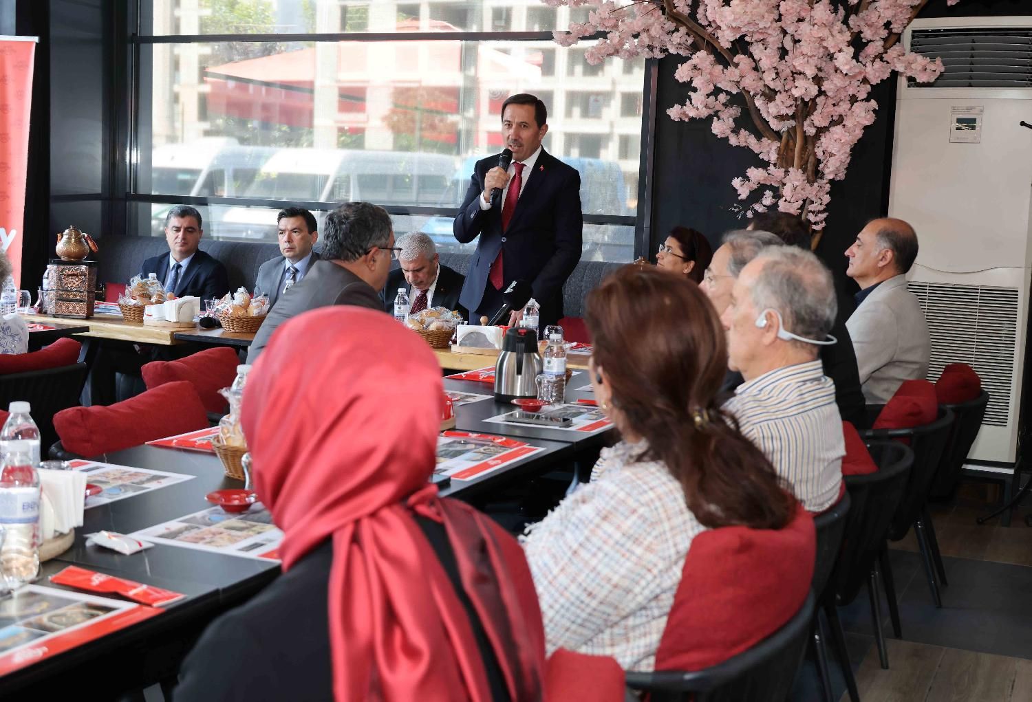 Karatay’da Alzheimer hastaları ve aileleri yalnız değil