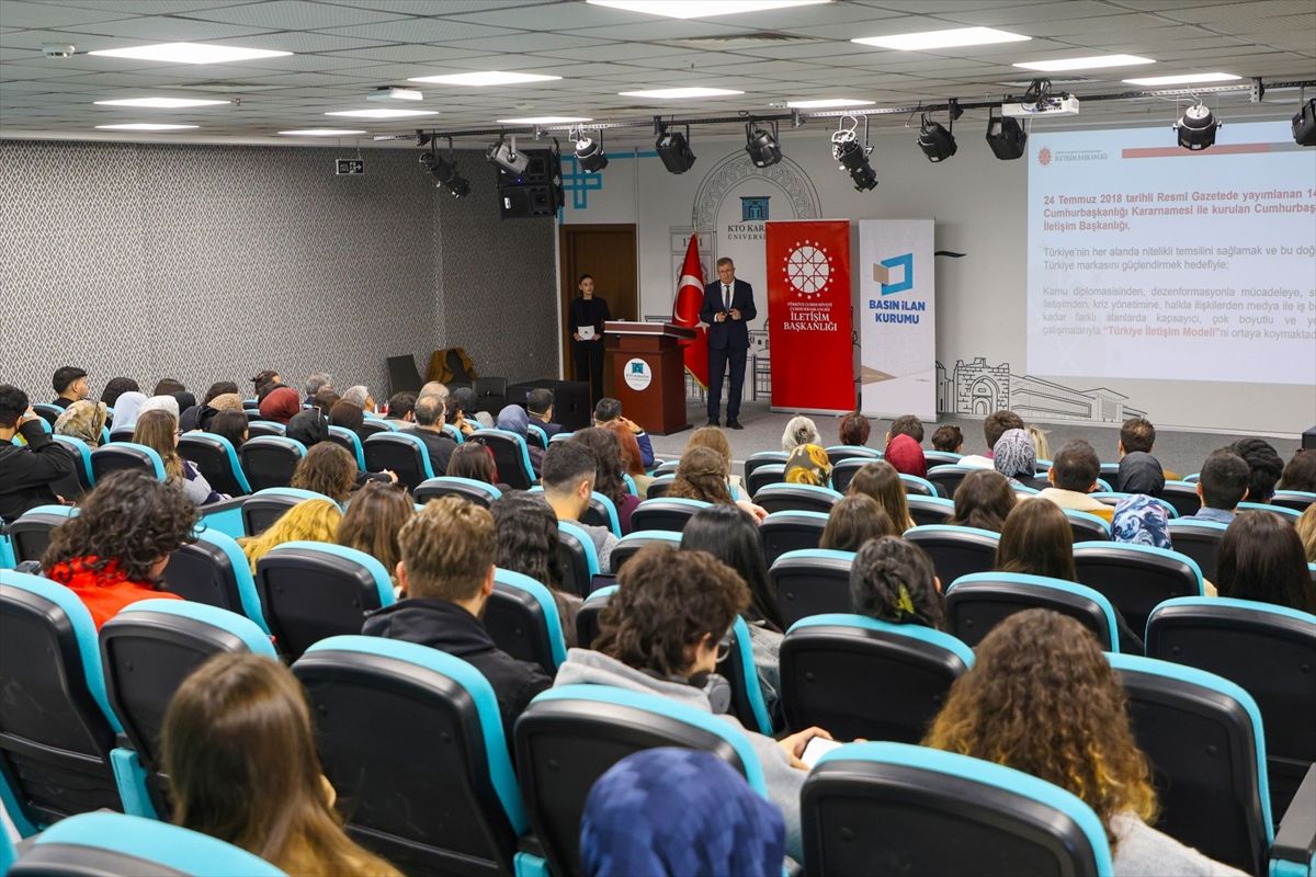 Konya'da "İletişim Günleri 2026" paneli yapıldı